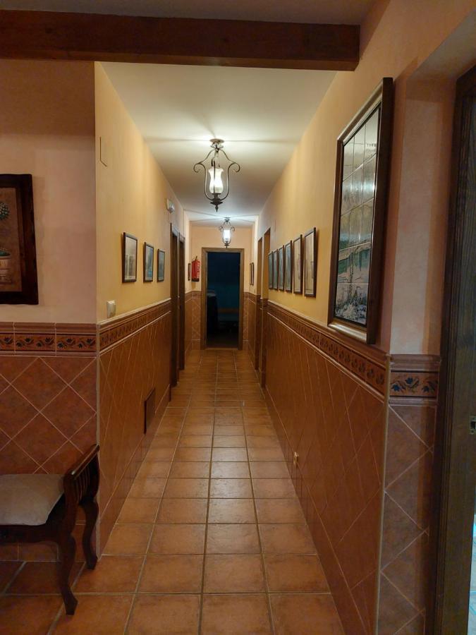 11 Postes Villa